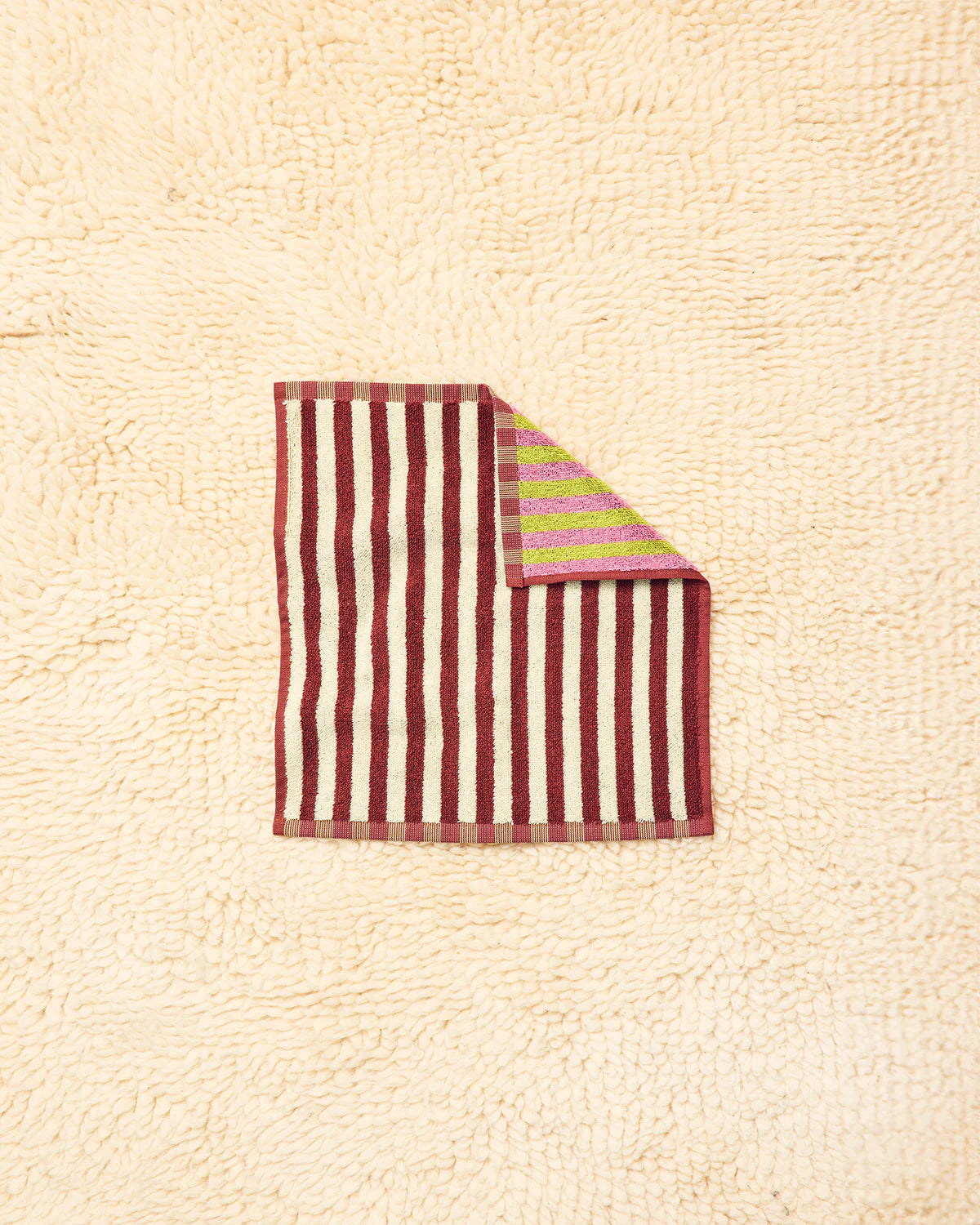 Bug Stripe Bath and Hand Towels