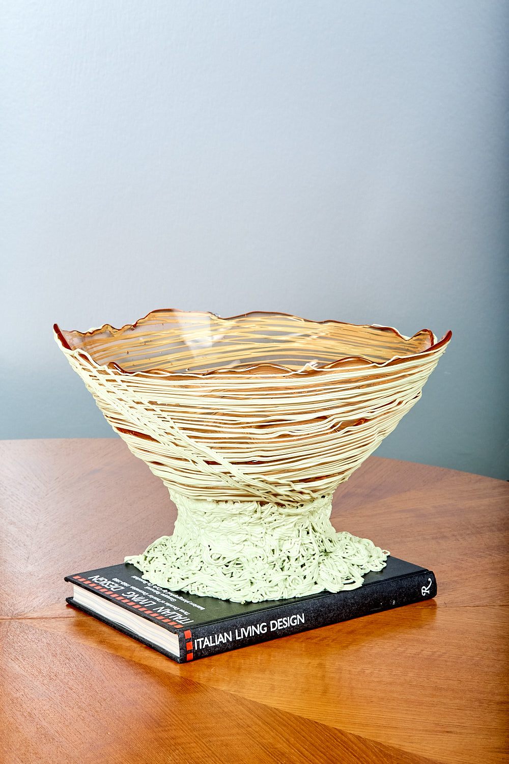Ogiva Vessel in Amber Mint