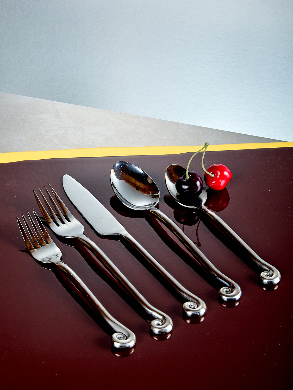 Upward Spiral Flatware Set