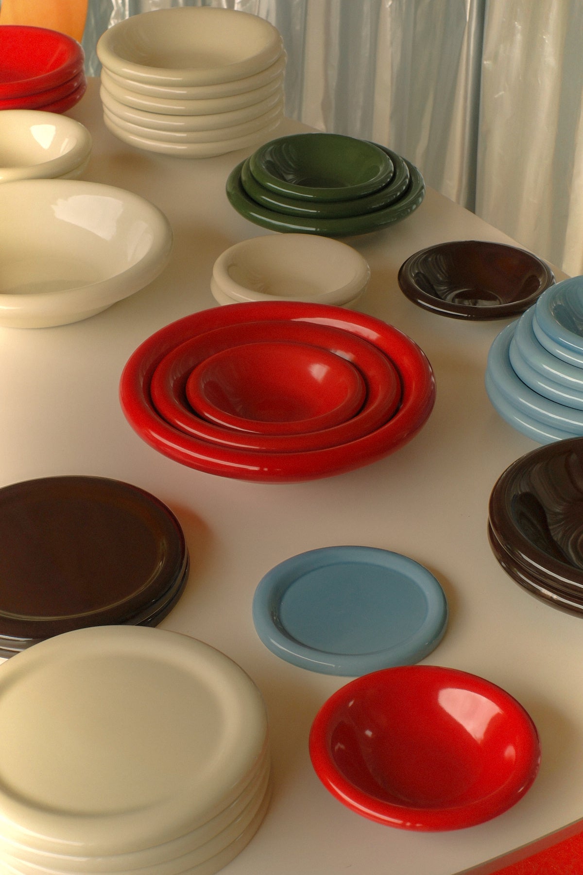 Dinner Dish / Medium Serving Bowl