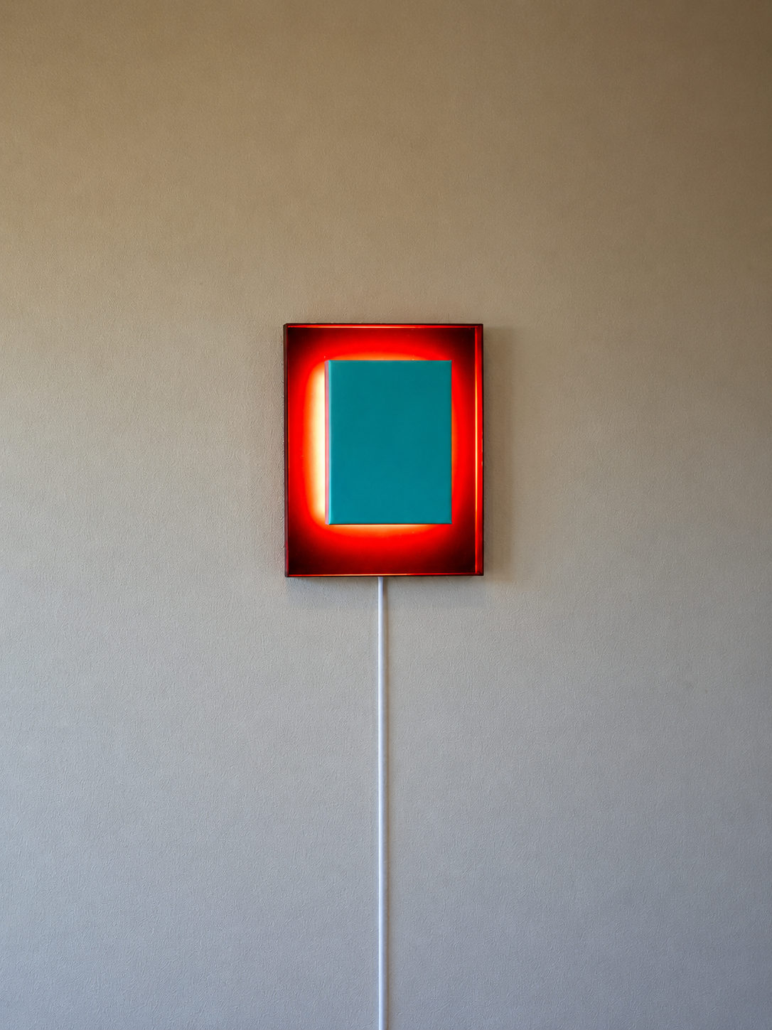Mira Sconce