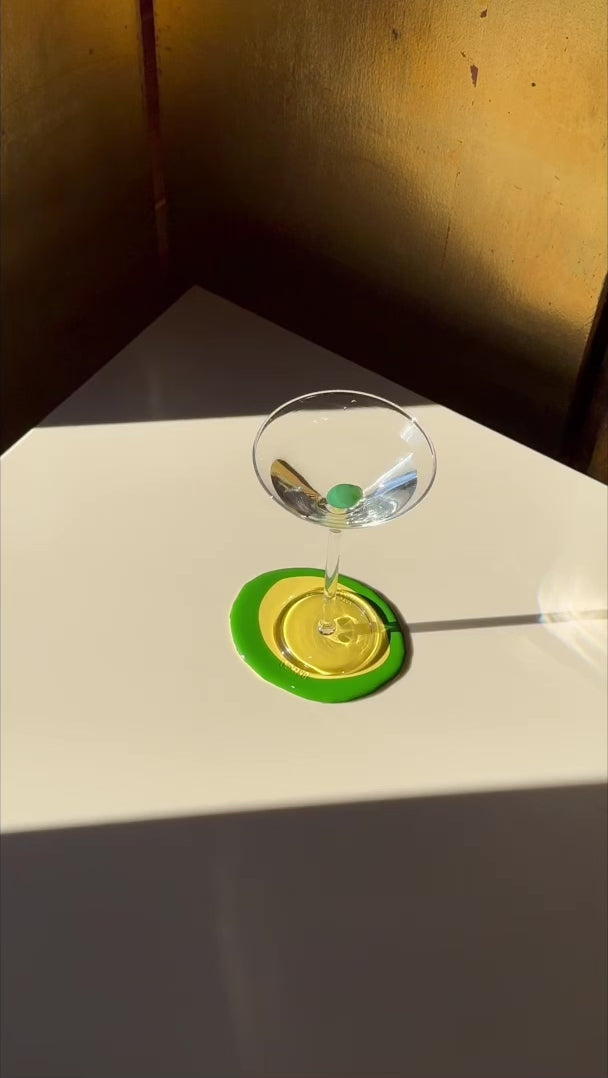 A video of different colored Table-Mates in use.